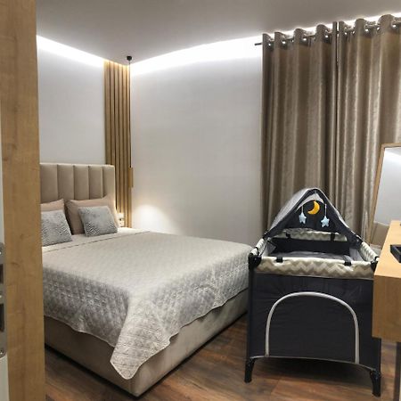 Alajs Apartament Avlonya Dış mekan fotoğraf