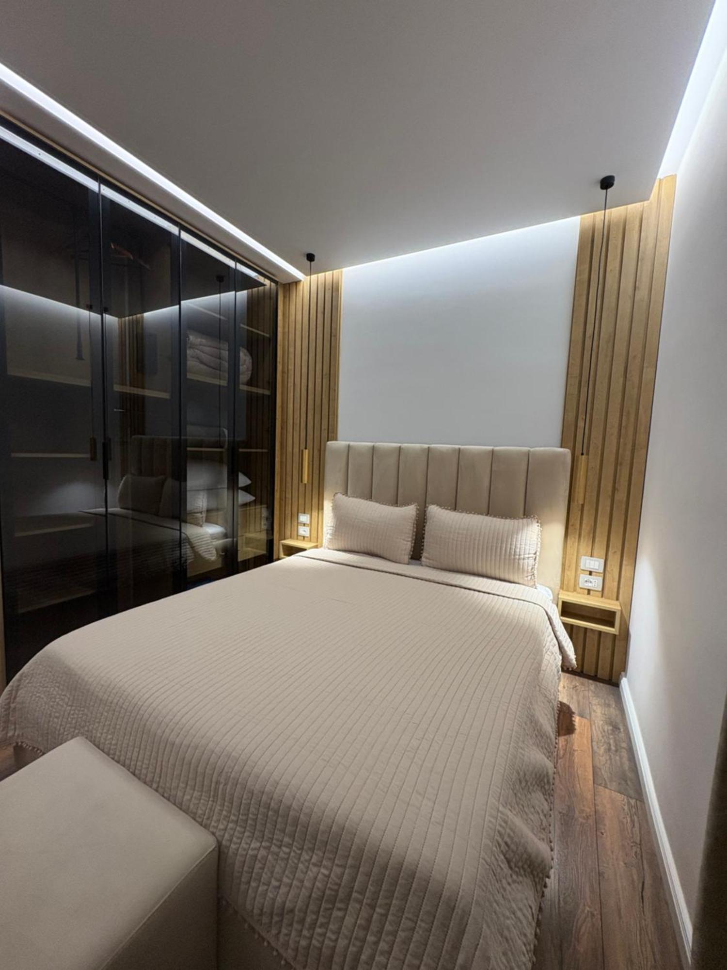 Alajs Apartament Avlonya Dış mekan fotoğraf