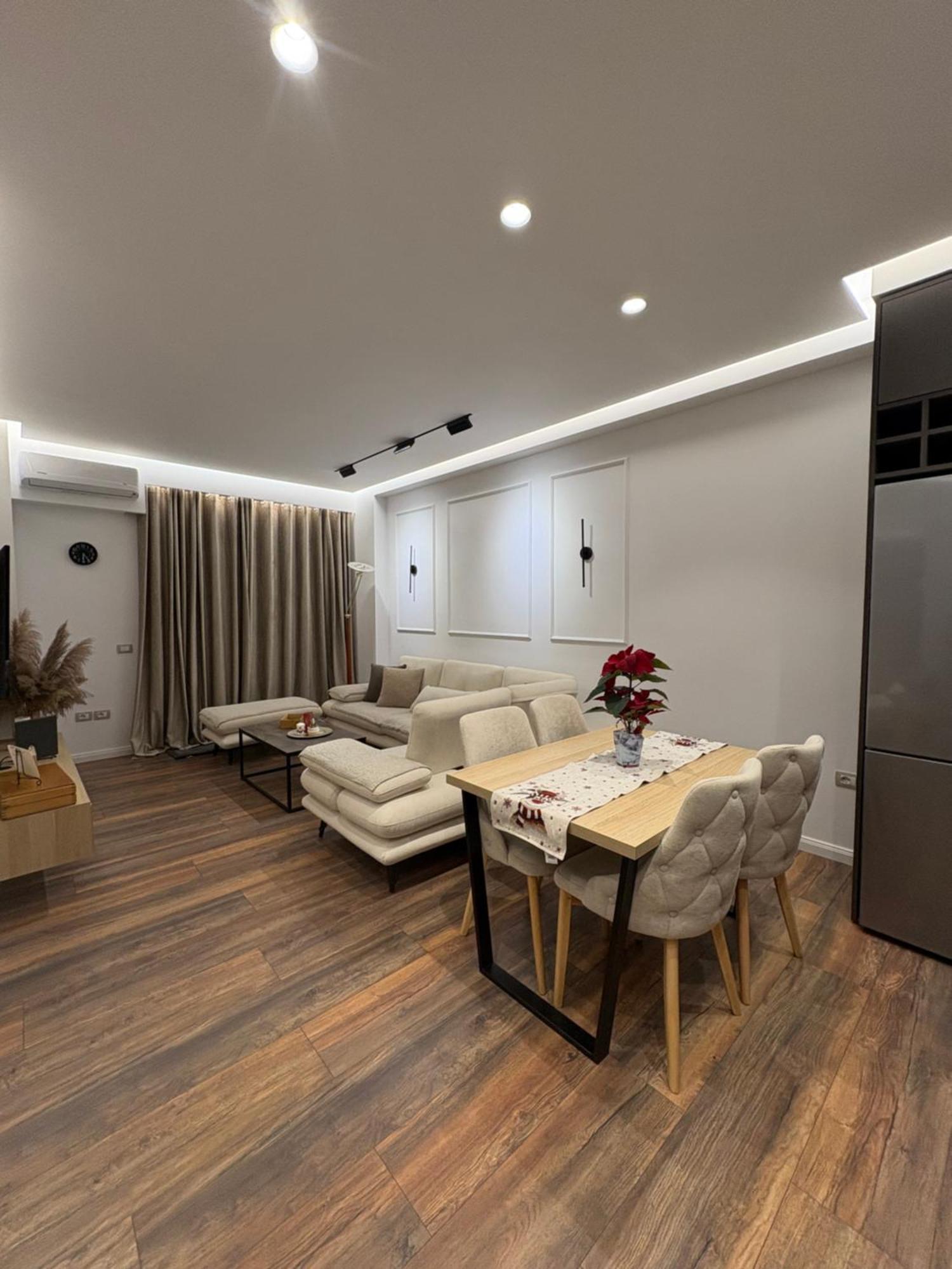Alajs Apartament Avlonya Dış mekan fotoğraf